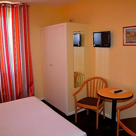 Arc En Ciel Hotel