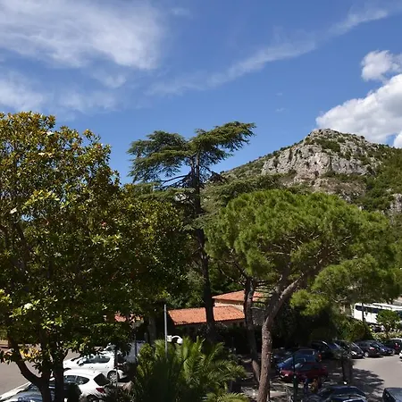 Arc En Ciel מלון 2*