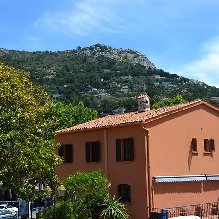 מלון Arc En Ciel 2*